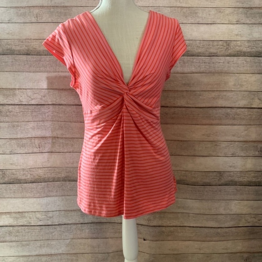 Gillian & O’Malley Women’s Shirt Size M.